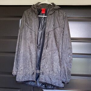 NIKE Jacket Full Zip Women’s M Black Printed Reflective Windbreaker